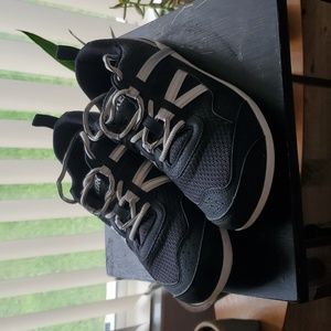 Xero Prio Black women's 8